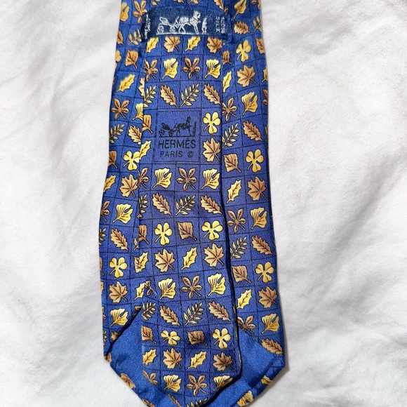 HERMES Silk Tie - Picture 4 of 5